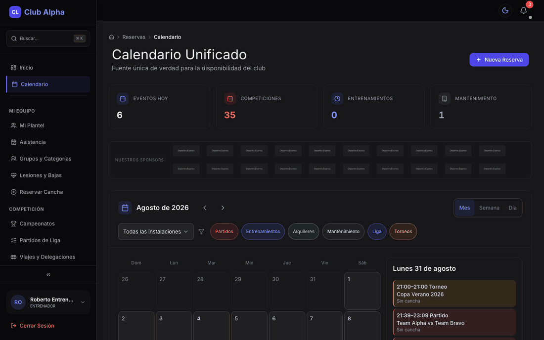 Calendario del entrenador en Club Pulse con entrenamientos y ocupación de canchas.